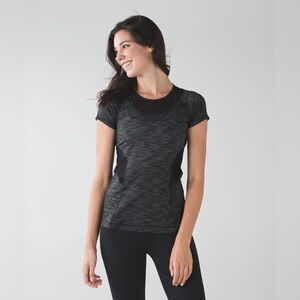 Lululemon Mesh With Me Short Sleeve Shirt - Heathered Grey/ Black